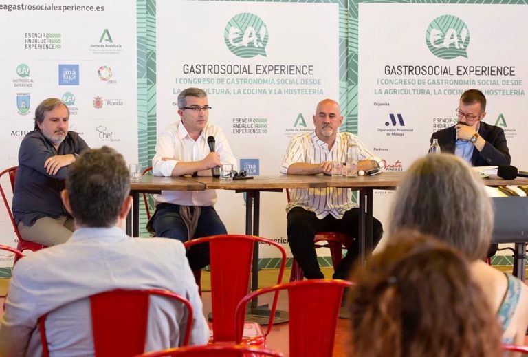 Intervención de Manuel Álvarez Esmorís, vicepresidente de Down Coruña, en el congreso EA! Gastrosocial Experience